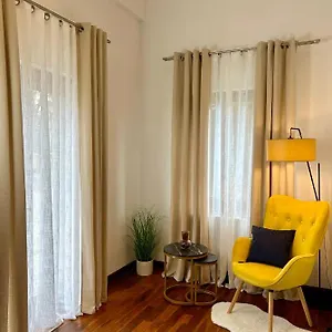  Apartamento Mala Italia